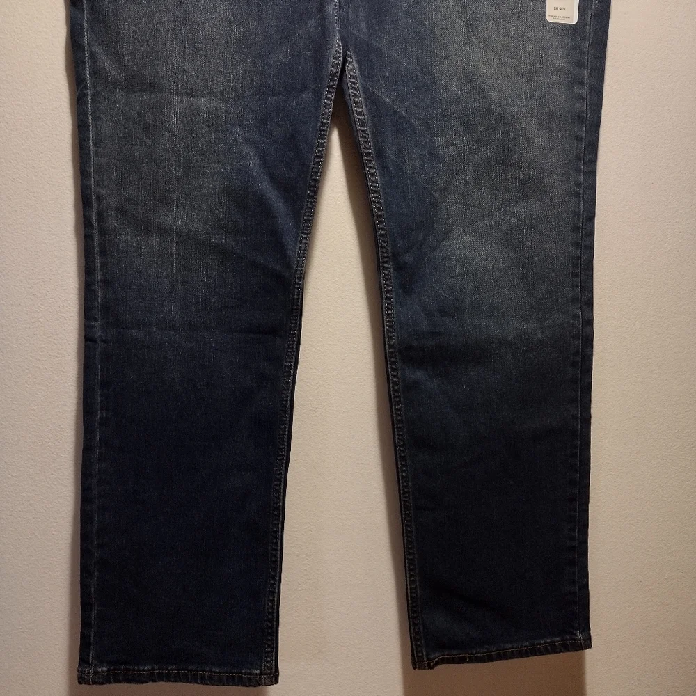 Levi Strauss Signature Super Flex Slim Fit Jeans - Picture 12 of 13